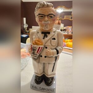 Colonel Sanders Ceramic Figurine Cookie Jar